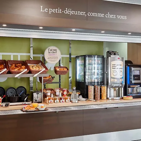 Hotel Orly Marché International