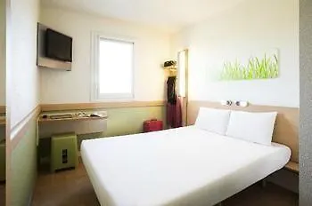 Hotel Orly Marché International