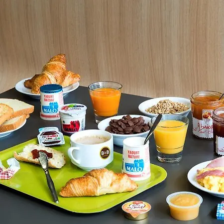 Hotel Orly Marché International 2*